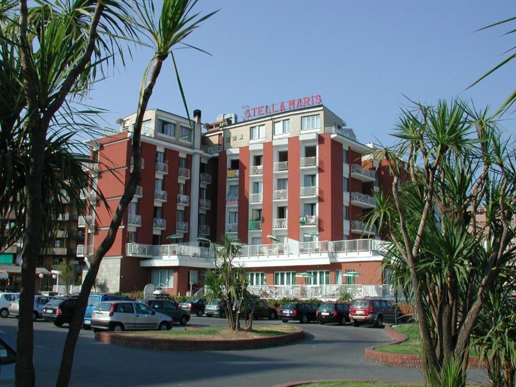 Hotel & Residence Stella Maris Пиетра Лигуре Екстериор снимка