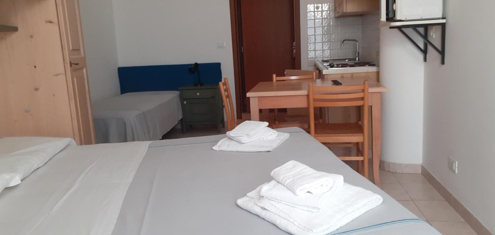 Hotel & Residence Stella Maris Пиетра Лигуре Екстериор снимка